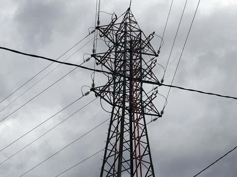 La CIG denuncia la «clara sumisión» a las eléctricas y avanza movilizaciones en 20 municipios este domingo