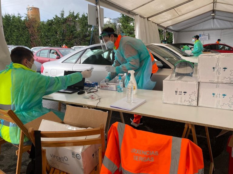 Los contagios siguen subiendo en Galicia, con más de 700 nuevos casos detectados en las últimas horas
