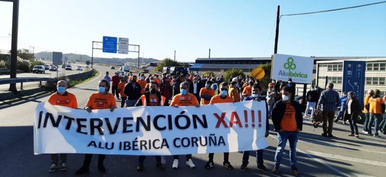 Trabajadores de Alu Ibérica reclaman la implicación de las administraciones ante el cese de actividad en la planta