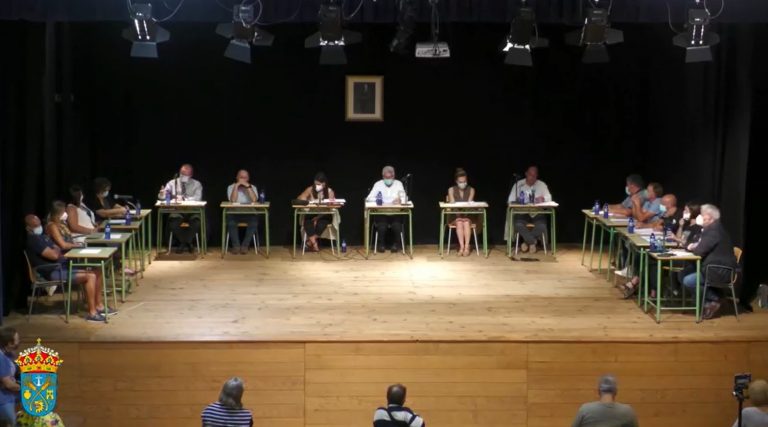 Eduardo Parga (PP), nuevo alcalde de Malpica al prosperar una moción de censura con el apoyo de un concejal no adscrito