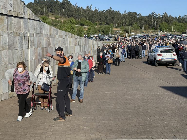 Cvirus.- Galicia administró más de 18.000 vacunas en las últimas 24 horas, destinadas a repescas e inmunizaciones