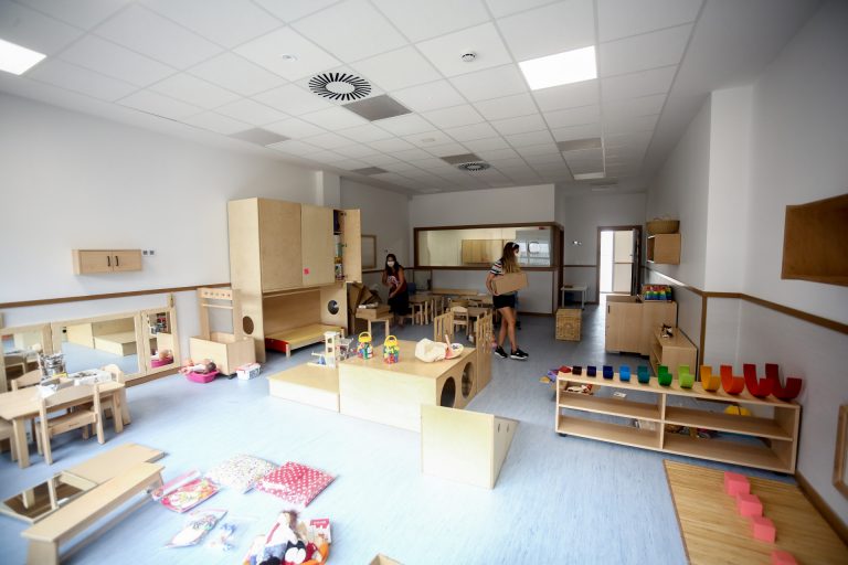 Galicia inicia el 9 de septiembre el curso en Infantil yPrimaria, con 9.180 alumnos menos con respecto al 2019