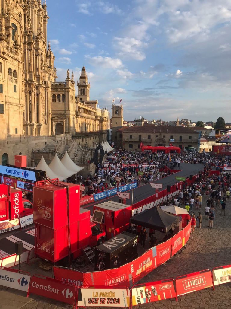 La Xunta celebra el «impacto positivo» de La Vuelta en Galicia y la «conexión» con un «año especial»