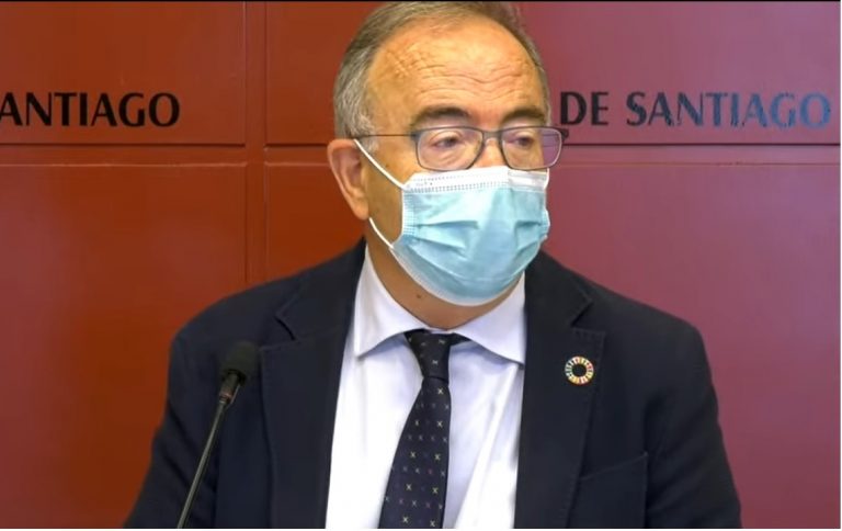 Santiago registró 60 sanciones por fiestas en la noche del jueves, pero Bugallo destaca que «ningún incidente relevante»