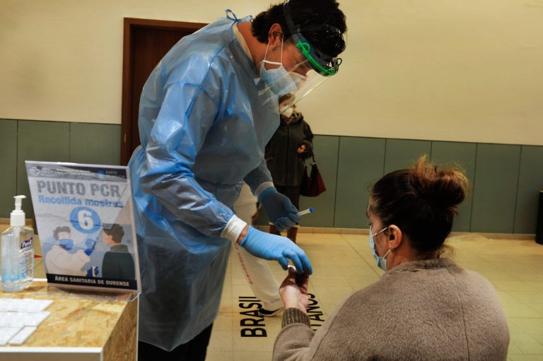 El total de víctimas en pandemia en Galicia aumenta a 2.610 tras la muerte de dos hombres