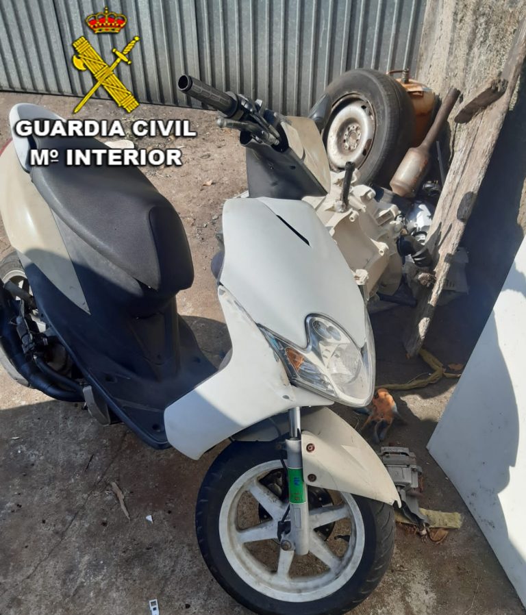 Investigado el conductor de un ciclomotor por darse a la fuga tras atropellar a una mujer en Vigo