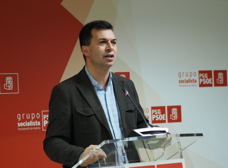 Caballero destaca que el Gobierno de Sánchez «cumple» con el AVE frente al PP de Rajoy, que «recortó las inversiones»