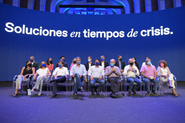 Los alcaldes del PP reivindican las fórmulas municipalistas de Casado y cargan contra la gestión del Covid de Sánchez