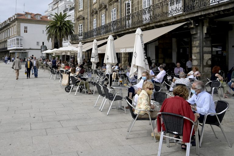 La hostelería ve a Galicia en el «buen camino» tras una ocupación en el puente de más del 85%
