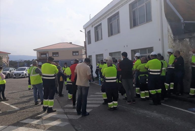 Trabajadores de IKF en A Guarda inician una huelga indefinida para rechazar la «precariedad» laboral