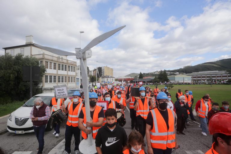 Trabajadores de Vestas volverán a manifestarse en Santiago este lunes