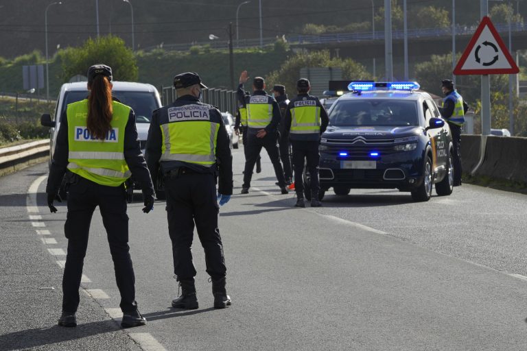 El primer estado de alarma por la covid dejó en Galicia casi 37.000 multas