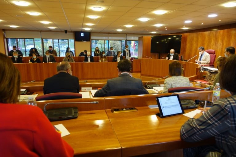 PP, Marea y BNG vuelven a denunciar en el Pleno de Vigo la baja ejecución presupuestaria del gobierno local