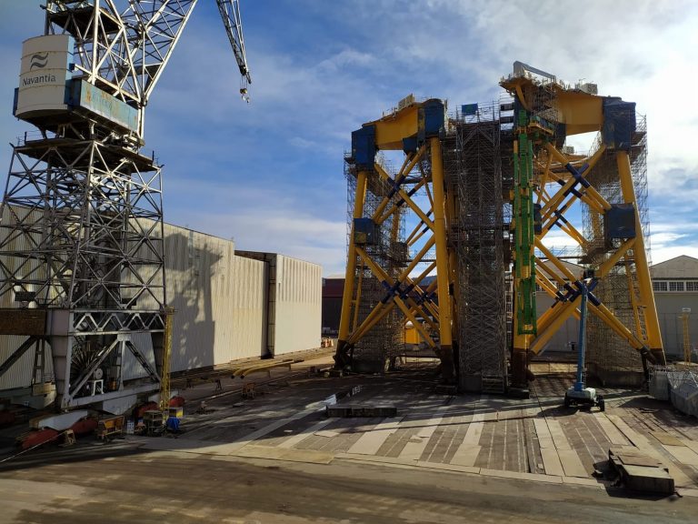 Navantia y Windar ya tienen construidas 15 de las 62 ‘jackets’ para el parque eólico marino de Saint-Brieuc