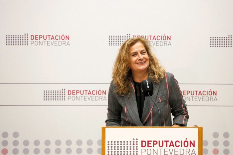 La presidenta de la Diputación de Pontevedra, tras la visita de Almeida: «Hoy anduvo por aquí un señor bajito de Madrid»