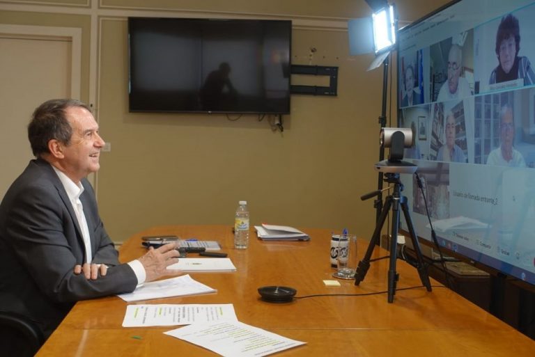 Abel Caballero reúne a un consejo asesor de Sanidad para preparar la Conferencia de Presidentes