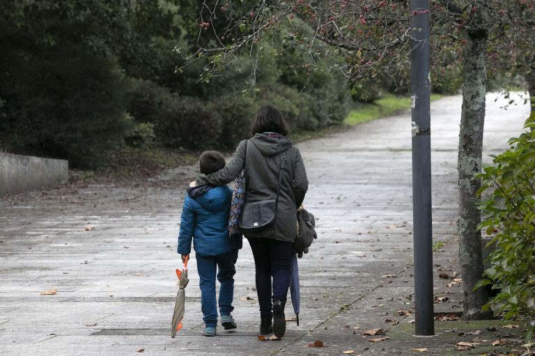 La Xunta elimina trabas para facilitar el acceso a ayudas de hasta 800 euros al mes a víctimas de violencia vicaria