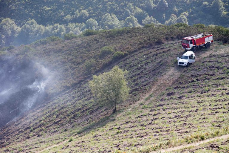 El 2021 concluye con 28 detenidos o investigados por la Guardia Civil por incendios forestales en Galicia