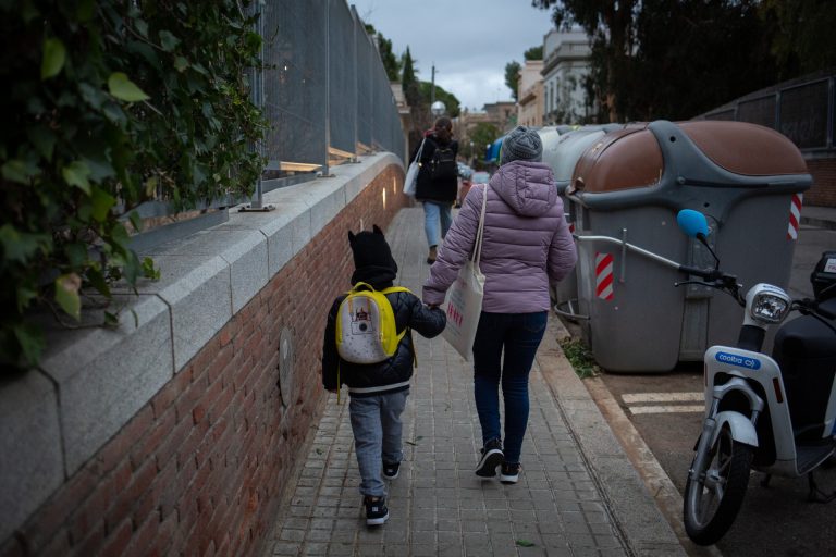 Los menores gallegos regresan a clase con la confianza de las familias en que los centros son «sitios seguros»