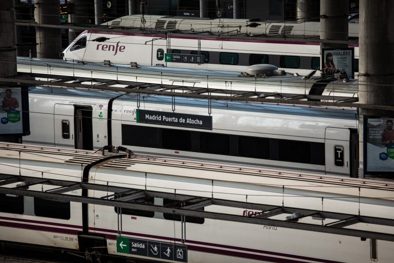 Los maquinistas advierten del aumento de casos de Covid entre los trabajadores de Renfe