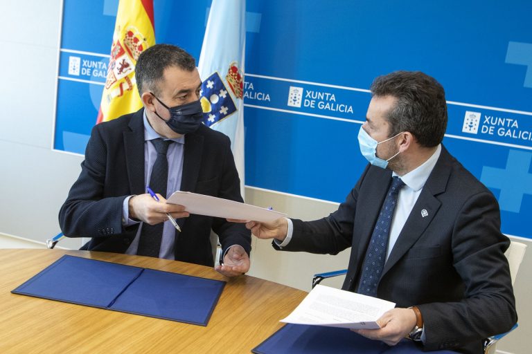 La Xunta y el Colegio de Ingeniería en Informática promueven el uso responsable de internet en alumnado