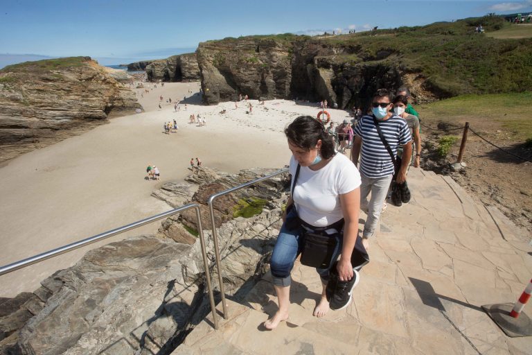 La Xunta destaca las «magníficas cifras» del turismo en 2021 en Galicia, que dan «muchísimas esperanzas» para 2022