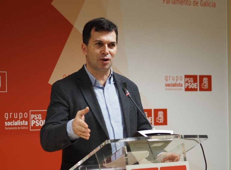 Gonzalo Caballero será portavoz de Economía, Hacienda y Universidad del PSdeG en la Cámara gallega