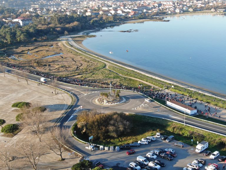 Pesca.- Rosa Quintana llama a «continuar con el diálogo» para resolver el conflicto entre ‘bateeiros’ y ‘percebeiros’