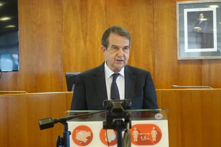 Abel Caballero no teme a Feijóo como candidato del PP a La Moncloa: «Es perfectamente batible»