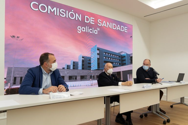 Romay Beccaría y Pastor, en la comisión de sanidad del PPdeG que preside Comesaña y ensalza la labor de Fraga y Feijóo