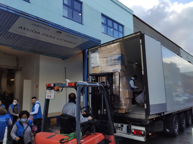 Ucrania.- Abanca, Afundación y AGA-Ucraína envían el primer camión con 23 toneladas de ayuda humanitaria