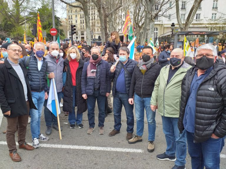 El sector primario gallego pide en Madrid que se cumpla la Ley de Cadena Alimentaria y una inyección económica