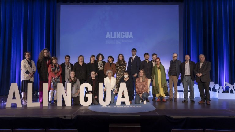 Un total de 18 municipios fomentarán proyectos conjuntos a favor del gallego a través de la asociación Alingua