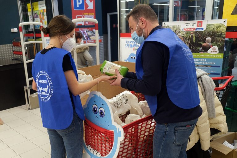 Banco de Alimentos de Vigo recauda unos 30.000 kilos de comida en la primera ‘Operación Kilo’ del año