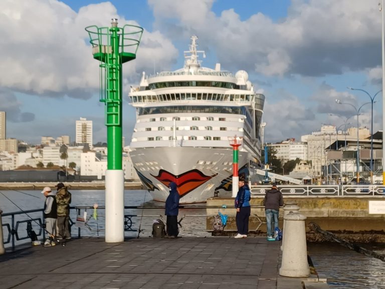 El ‘Aida Diva’ abre la temporada alta de cruceros en el puerto de A Coruña, con 41 escalas programadas