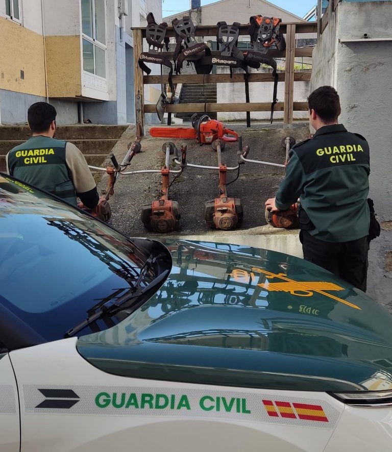 Detenido un vecino de A Bola (Ourense) e investigados dos varones por el robo de herramientas valoradas en 12.000 euros