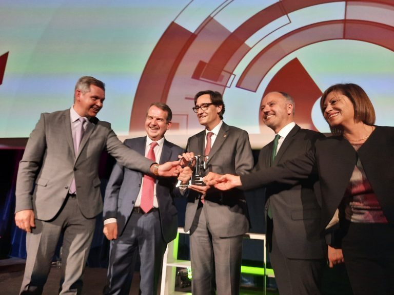 Zona Franca entrega los Premios Ardán al exministro Illa y a 12 empresas «excelentes» que buscan «hacer bien las cosas»