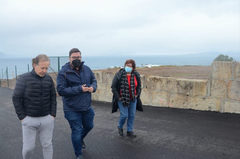 El BNG de Vigo pide que se paralicen los nuevos chalet de Cabo Estai ante las «irregularidades» denunciadas por vecinos
