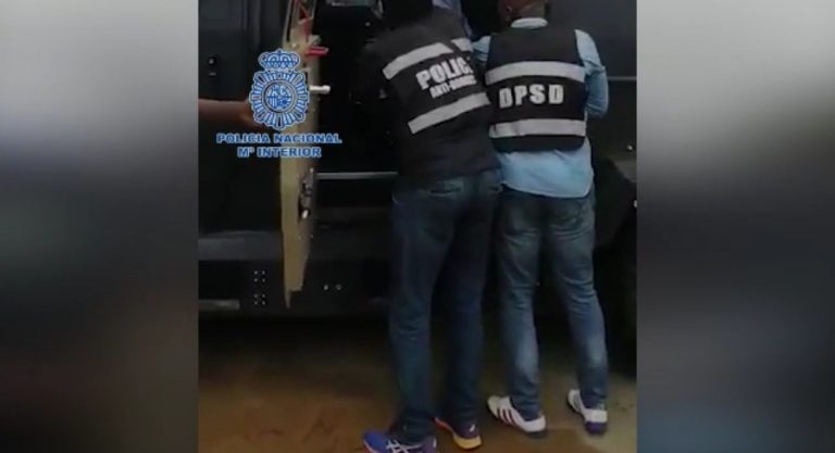 Un agente de Vigo expulsado de la Policía, principal detenido por controlar la ruta africana de la cocaína