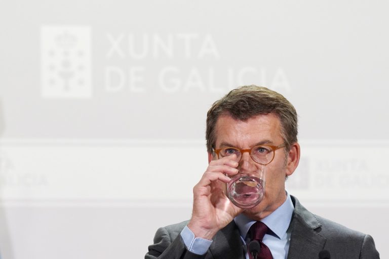 El PP de Galicia propondrá a Feijóo como senador después de que Juan Serrano renuncie al cargo este lunes