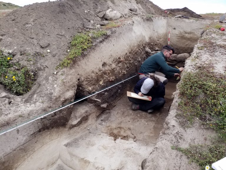 Descubren un importante yacimiento romano en la isla de Sálvora que podría corresponder a una factoría de salazón