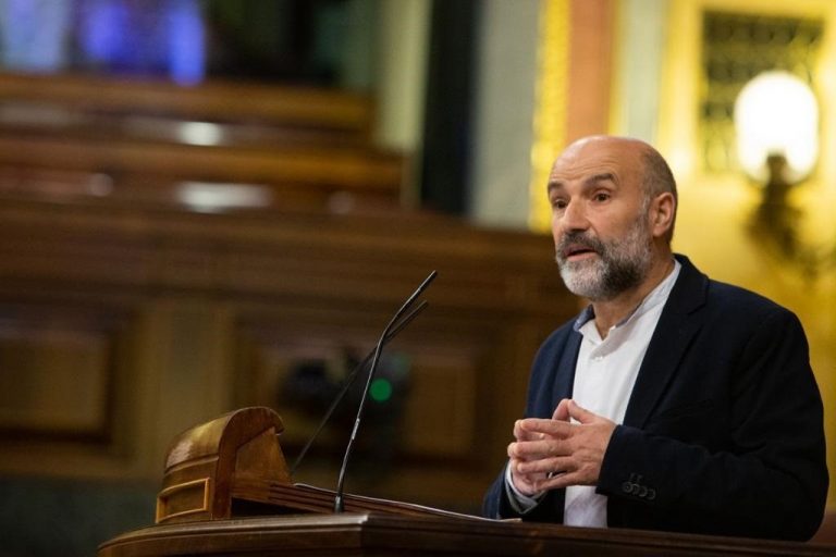 El Congreso debate la propuesta del BNG para armonizar la tributación de pensionistas retornados