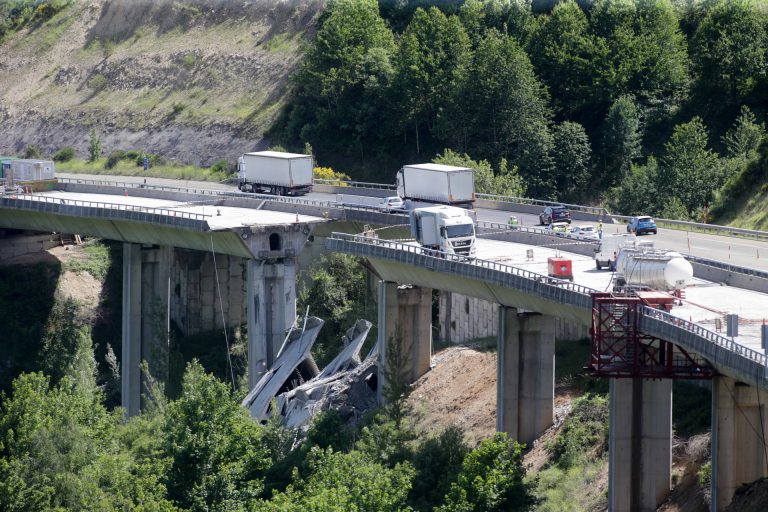 Un problema oculto en el viaducto de la A6, posible causa de un colapso «sin precedentes» en la ingeniería civil estatal