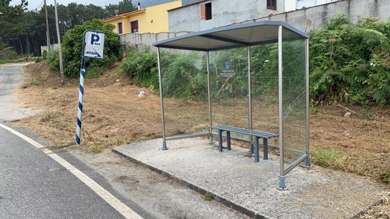 Casi 140.000 gallegos podrían perder el acceso al servicio de transporte por carretera, según denuncia FACUA Galicia