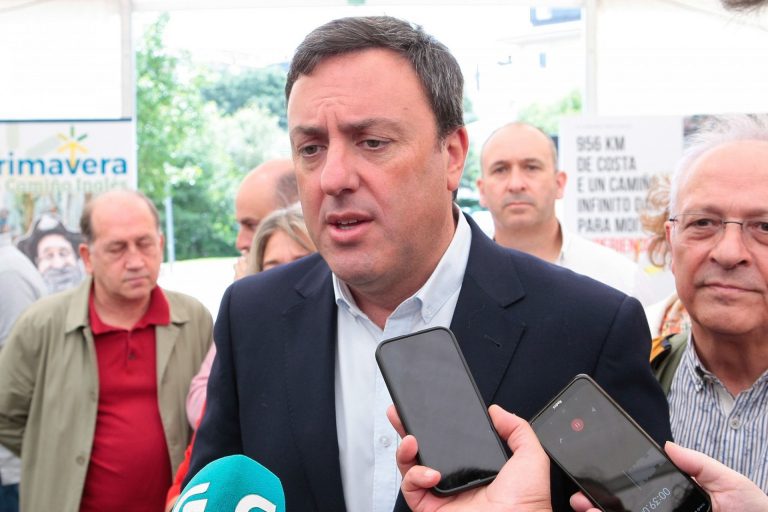 Formoso (PSdeG) replica a Rueda que el «colapso» sanitario en Galicia es por «racaneo económico»