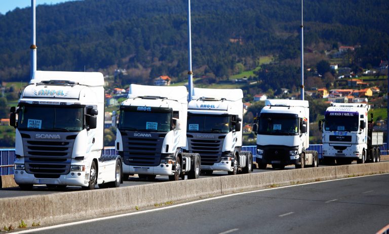 La Asociación Empresarial do Transporte de Mercadorías por Estrada pide intervenir el mercado de los combustibles