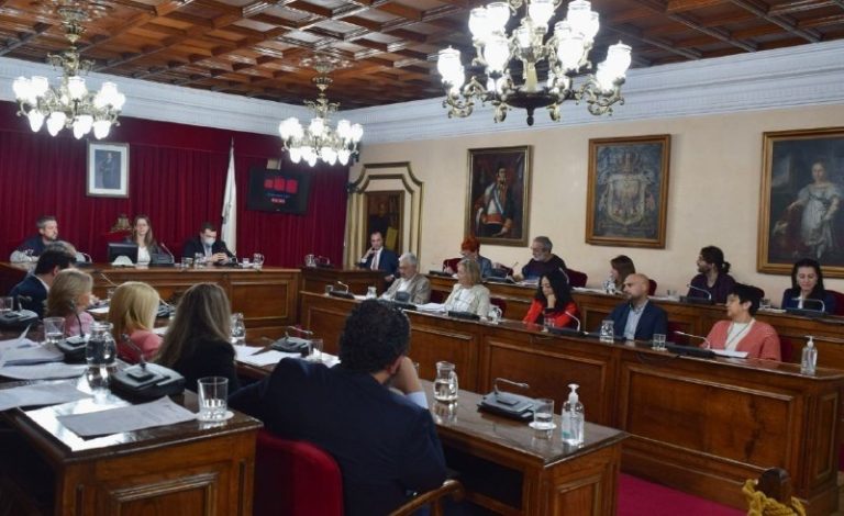La alcaldesa de Lugo promete «pelear» para que haya playa fluvial a pesar de que la Xunta no la ve «viable»