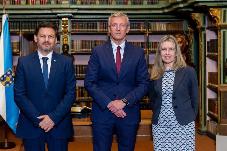 Toma posesión la nueva delegada de la Xunta en Uruguay con la misión de «reforzar» la presencia de Galicia en América