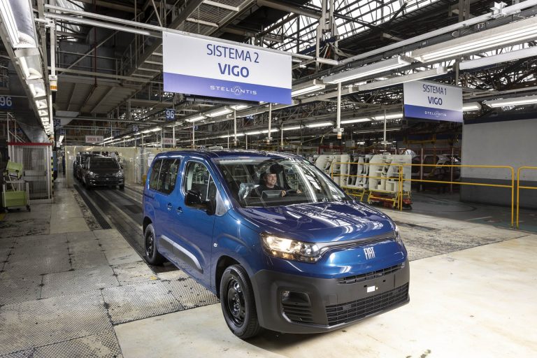 Stellantis Vigo inicia la producción en serie de la nueva generación del vehículo comercial Fiat Dobló