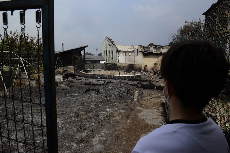 La ola de incendios ha arrasado ya casi 13.800 hectáreas en Galicia